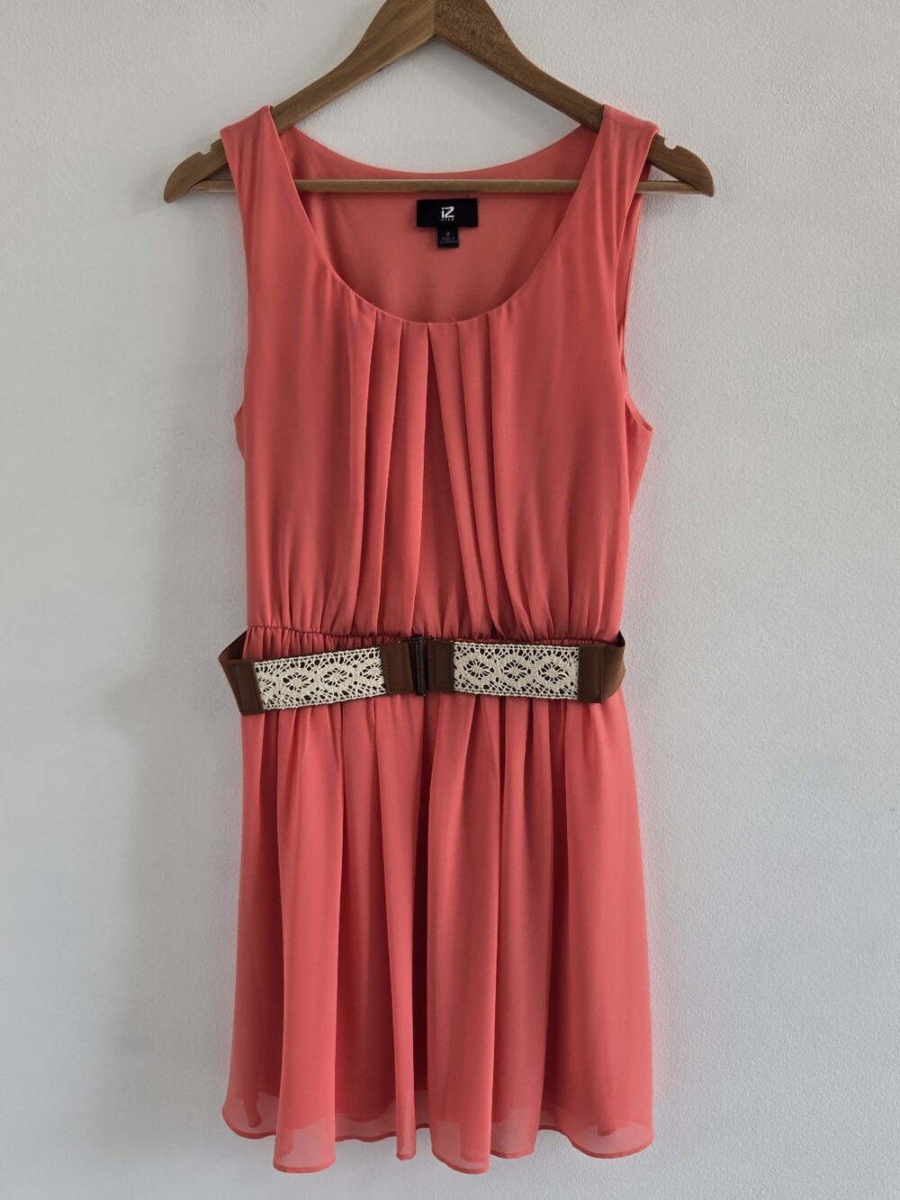 IZ Byer Coral Sleeveless Pleated Chiffon Dress with Belt Size Medium